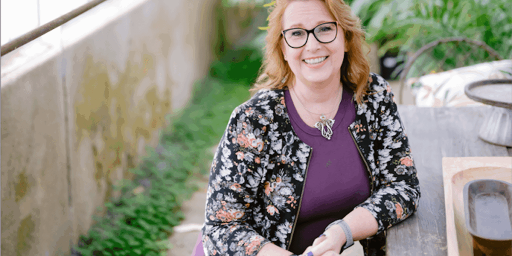 Jovem mulher superando desafios com cardiomiopatia hipertrofia