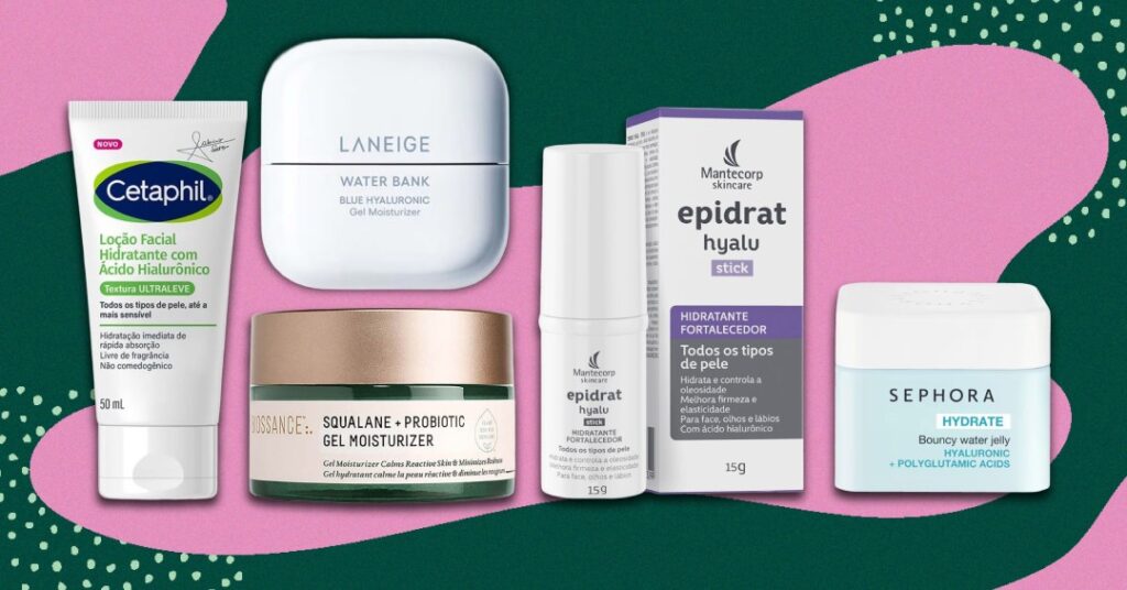 Mulher aplicando hidratante facial leve antes do treino